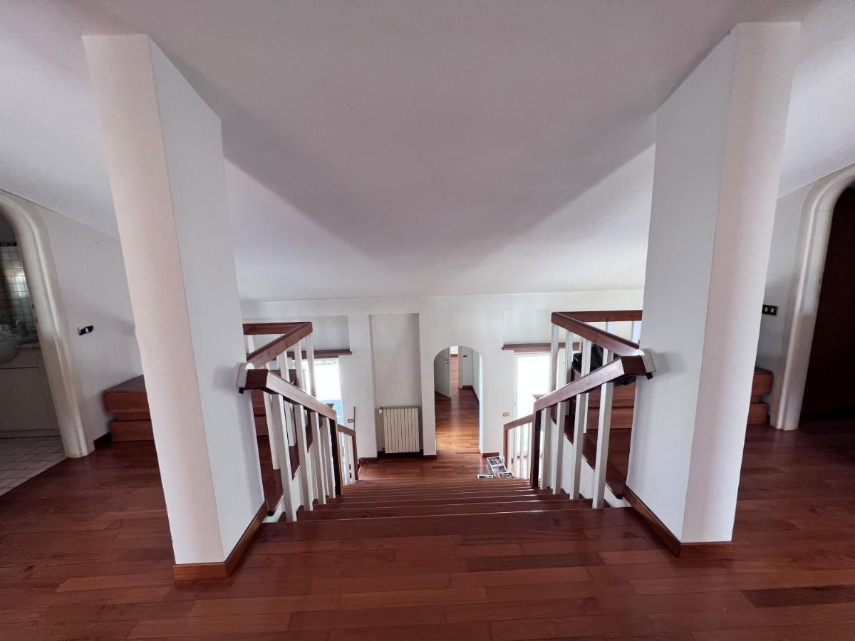 Villa Luxury Roma Marco Simone Εξωτερικό φωτογραφία