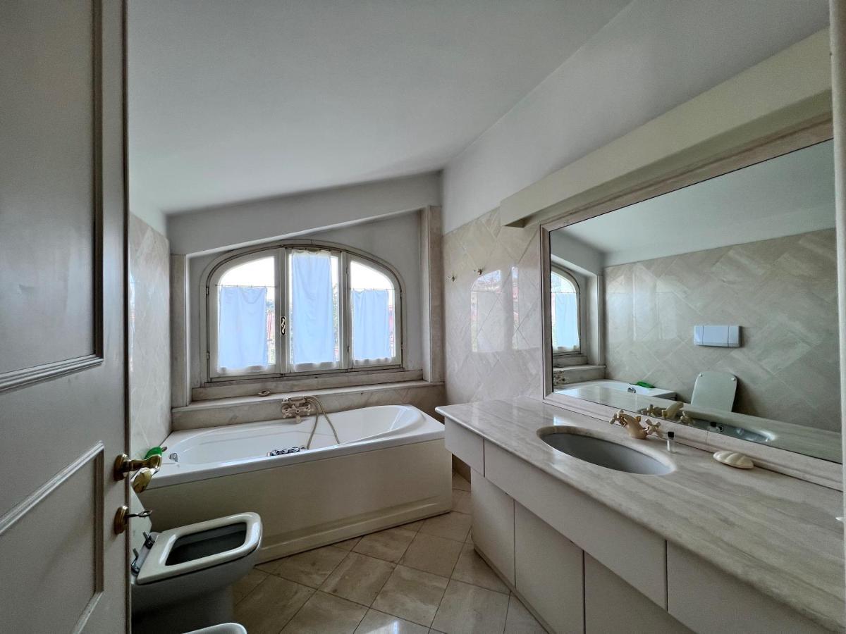 Villa Luxury Roma Marco Simone Εξωτερικό φωτογραφία